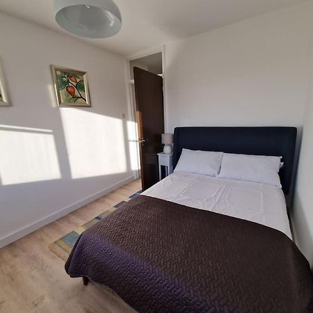 Newly Renovated Apartment! Londra Exterior foto
